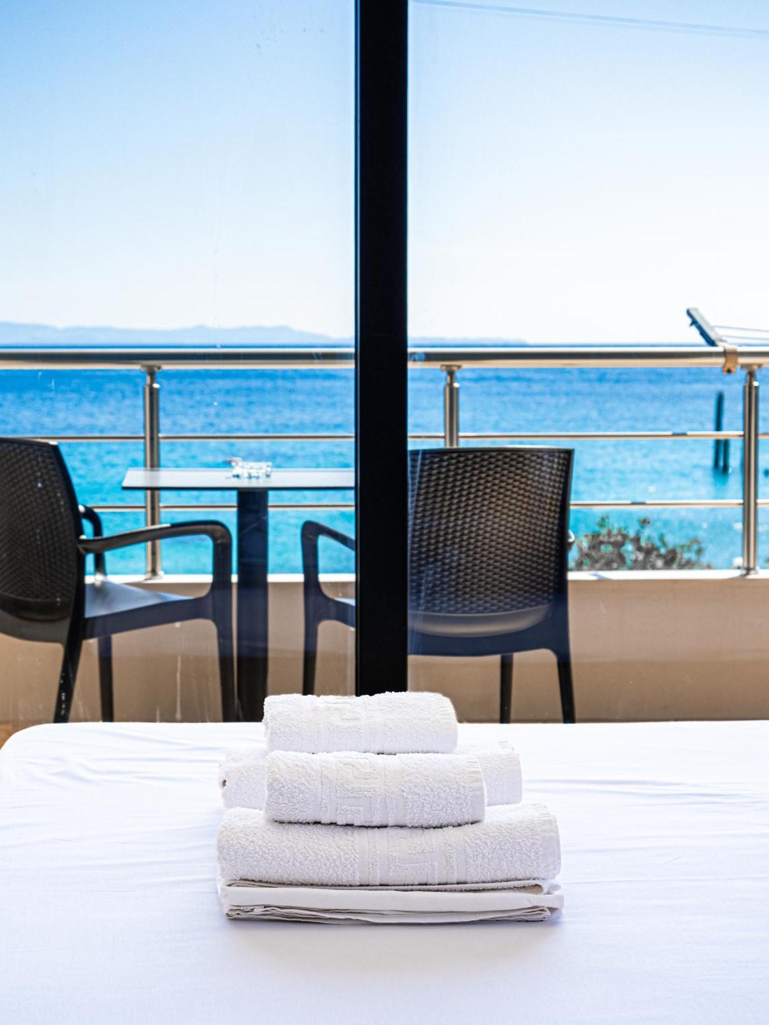 Endless Blue * Himare